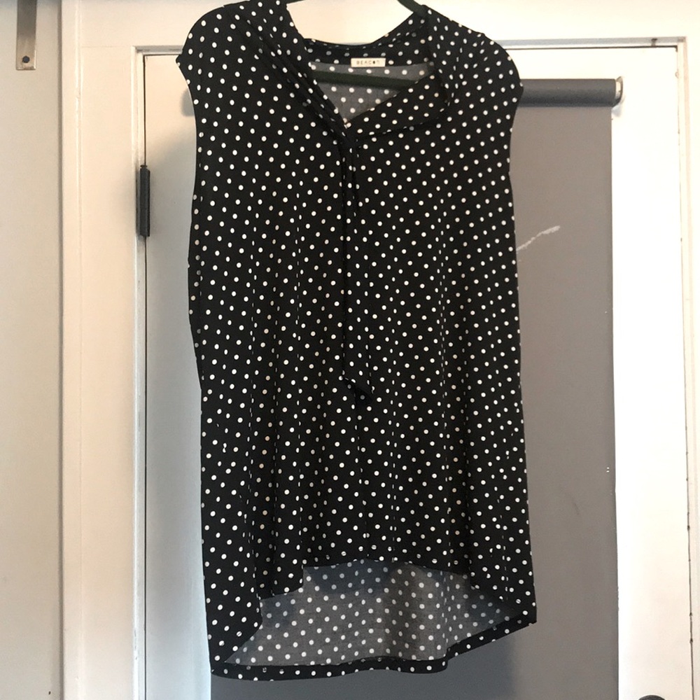 Beacon PolkaDot Sleeveless Blouse size 22